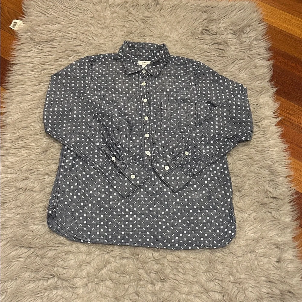 J. Crew Blue and White Patterned Long‎ Sleeve Quarter Button Down Shirt